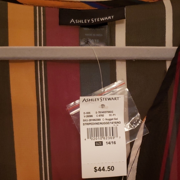 Open Front Striped Duster top. - Picture 2 of 5